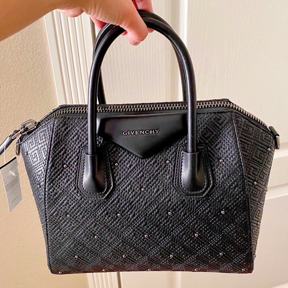 ❌SOLD❌NWT Givenchy Antigona Small Quilted  Bag - Picture 2 of 16